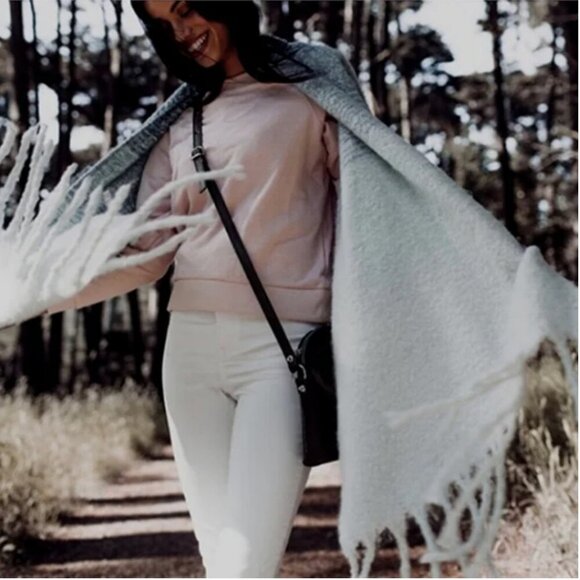 Mer Sea Teal Blanket Scarf Mersea Anthropologie Fringe Ombre Blue Stripe Cream - Picture 2 of 2